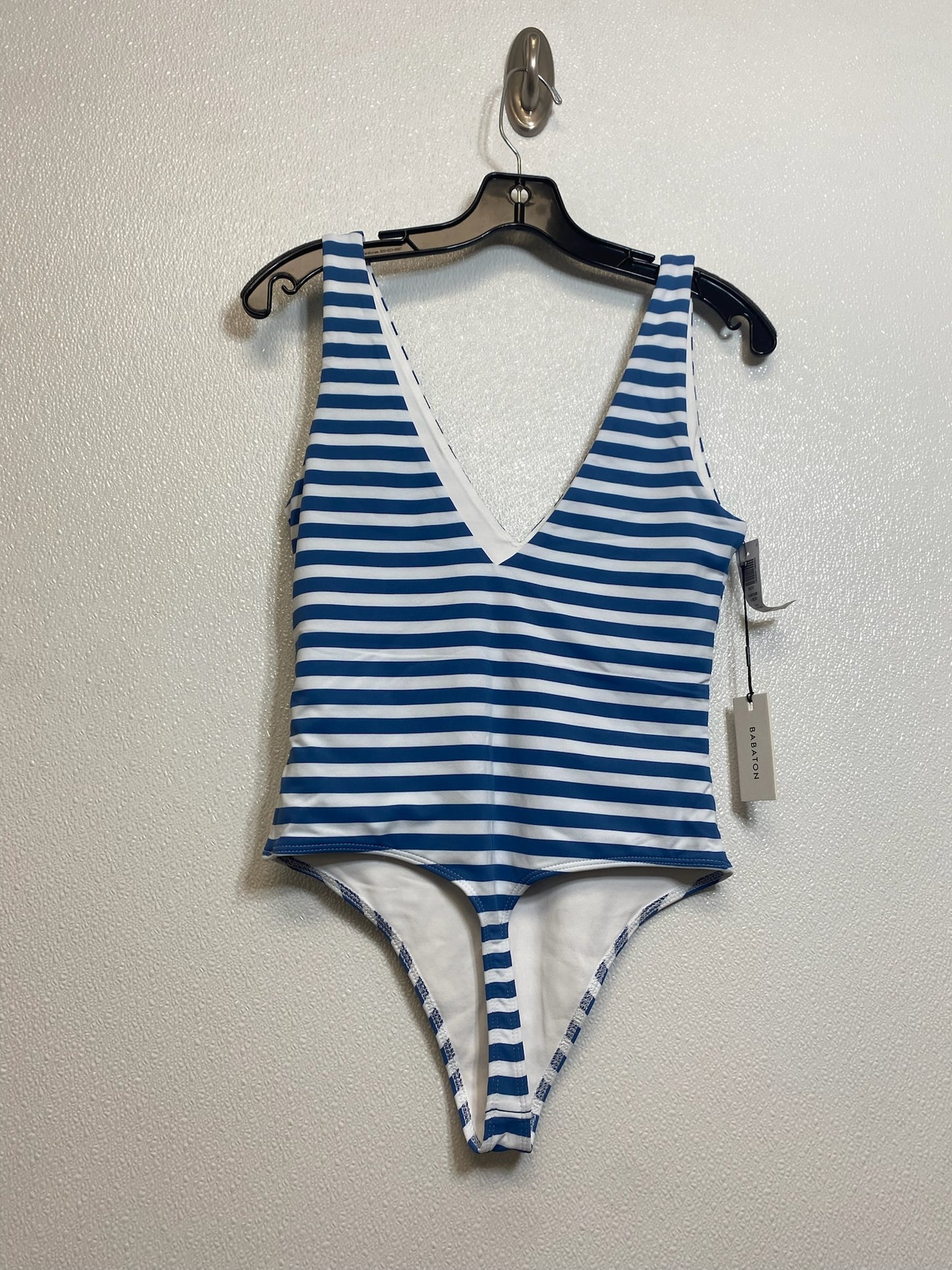 Striped Top Sleeveless Babaton, Size M