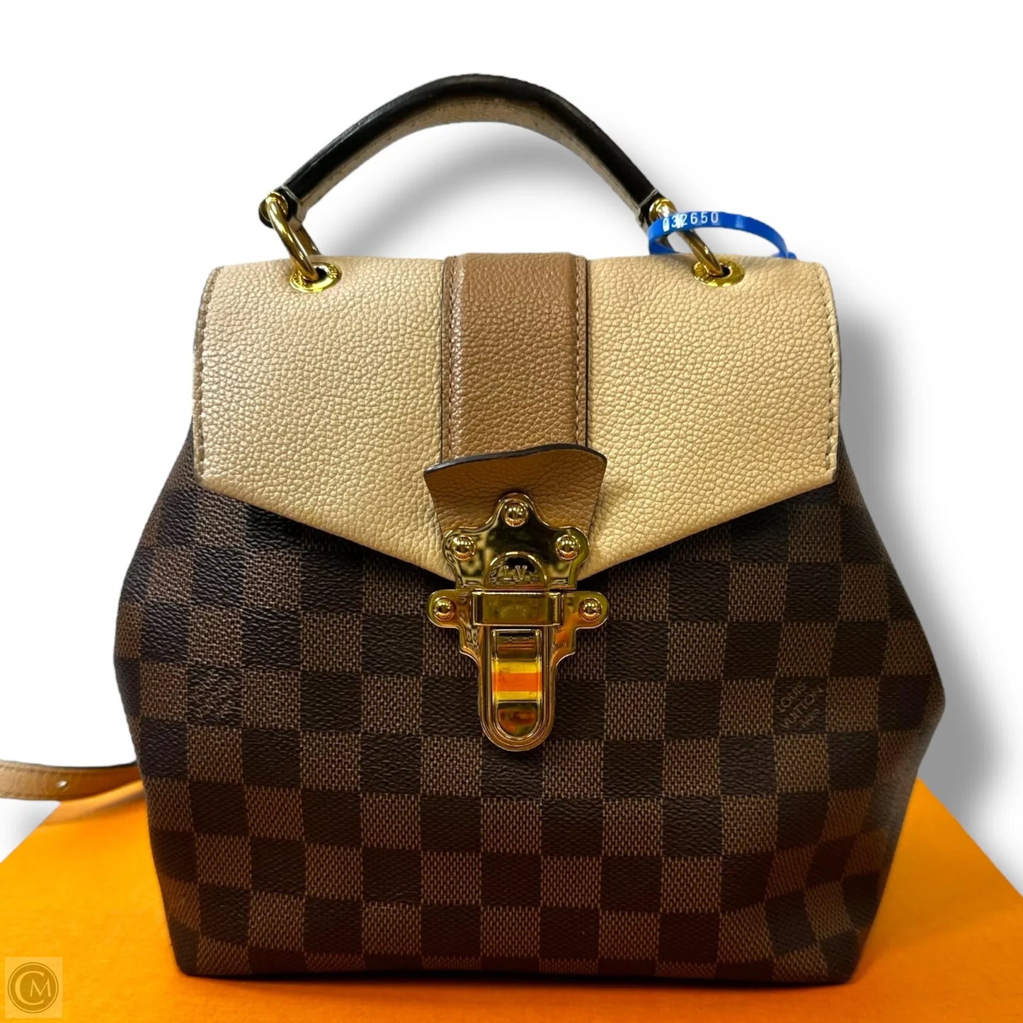 PRICE REDUCTION-FINAL SALE! Damier Ebene Clapton Backpack
Luxury Designer By Louis Vuitton, Size: Small