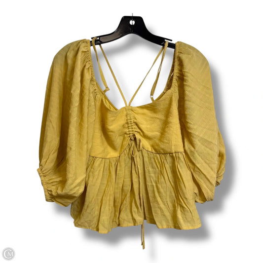 Top Sleeveless Basic By Clothes Mentor In Yellow, Size: M
