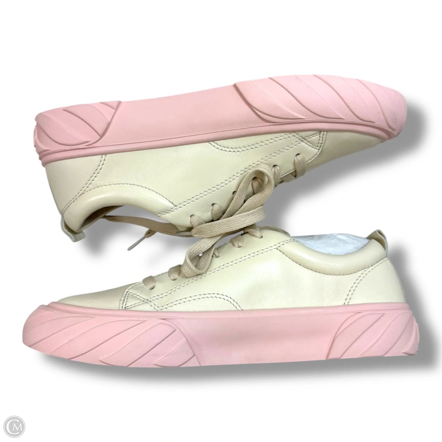 Shoes Sneakers By Clothes Mentor In Cream & Pink, Size: 6