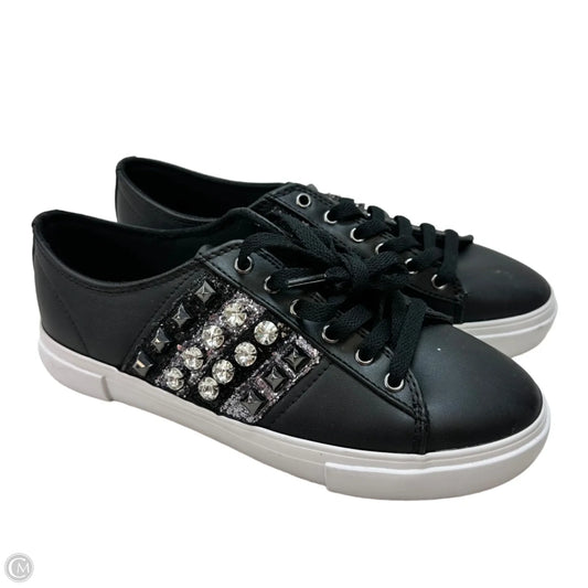 Shoes Sneakers By Guess In Black, Size: 7.5
