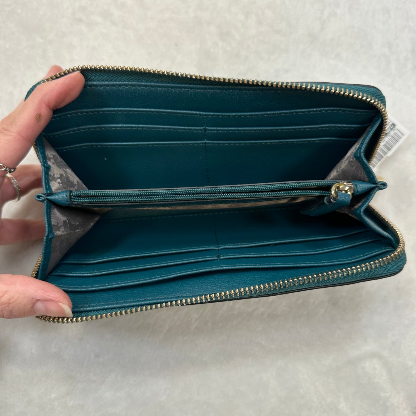 Wallet Designer By Karl Lagerfeld  Size: Medium