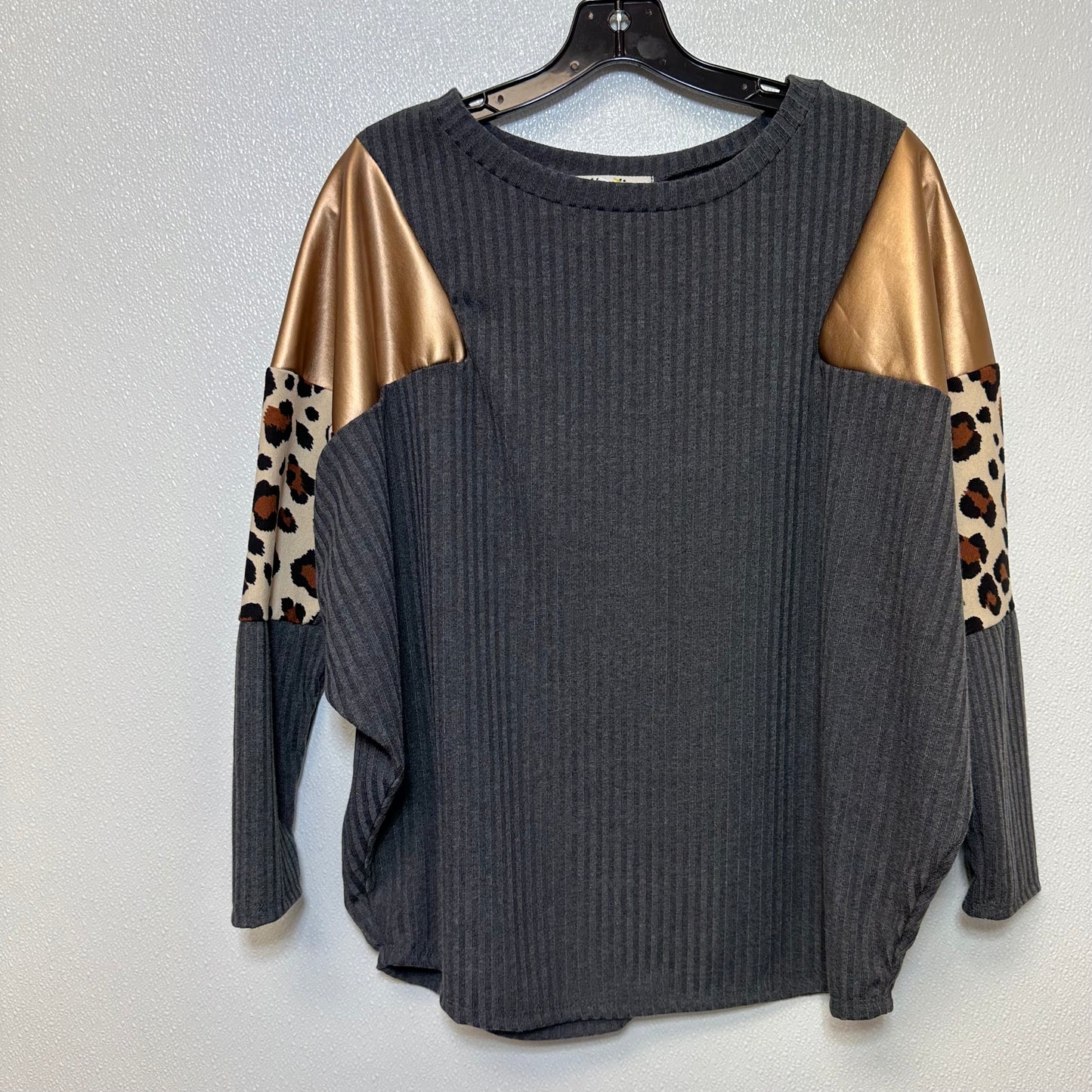 Top Long Sleeve By Clothes Mentor  Size: S