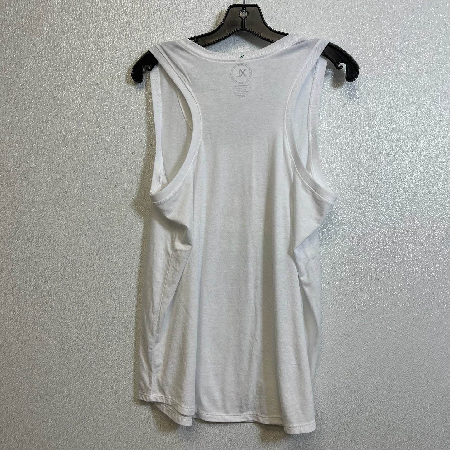 White Top Sleeveless Clothes Mentor, Size Xl