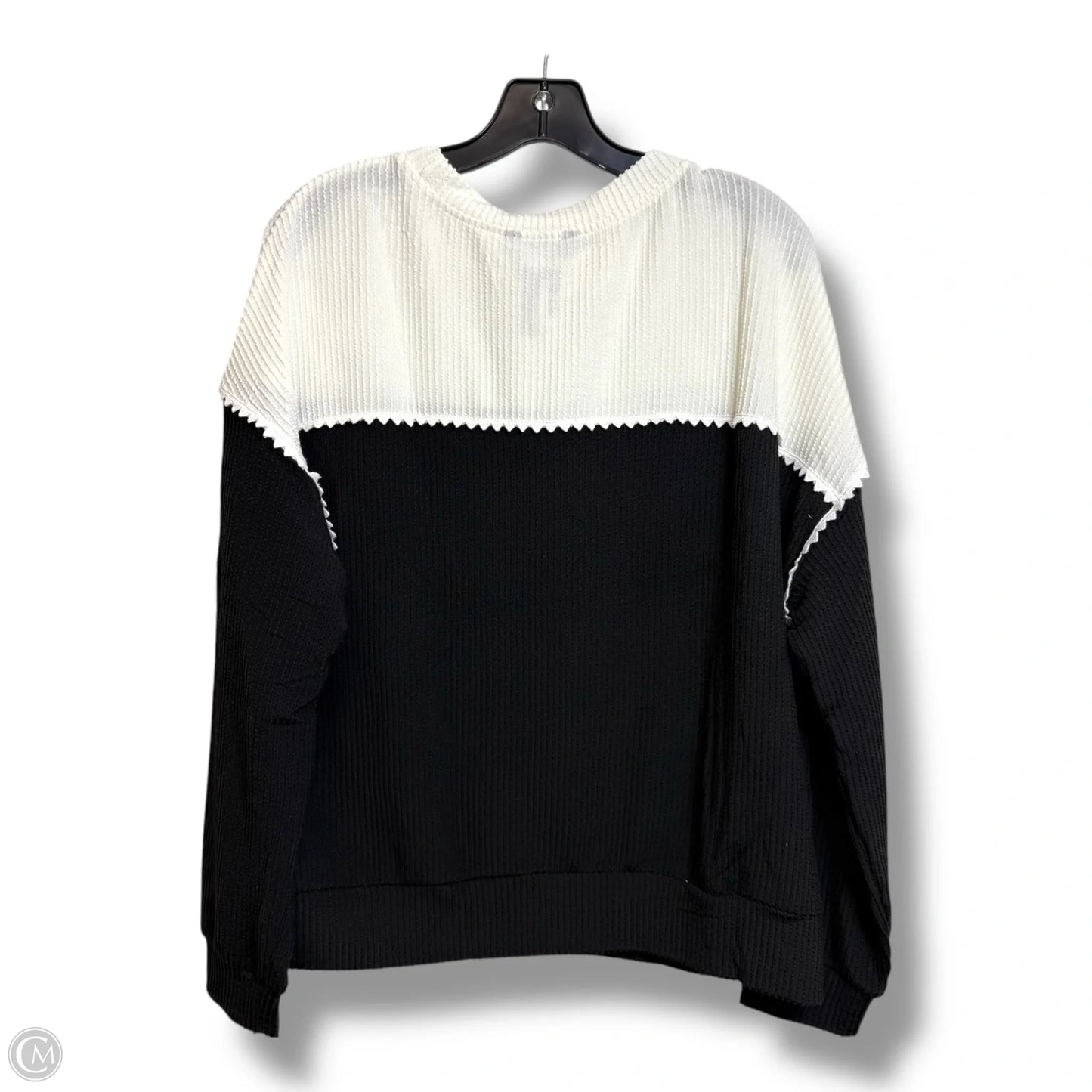 Top Long Sleeve By Clothes Mentor In Black & White, Size: S