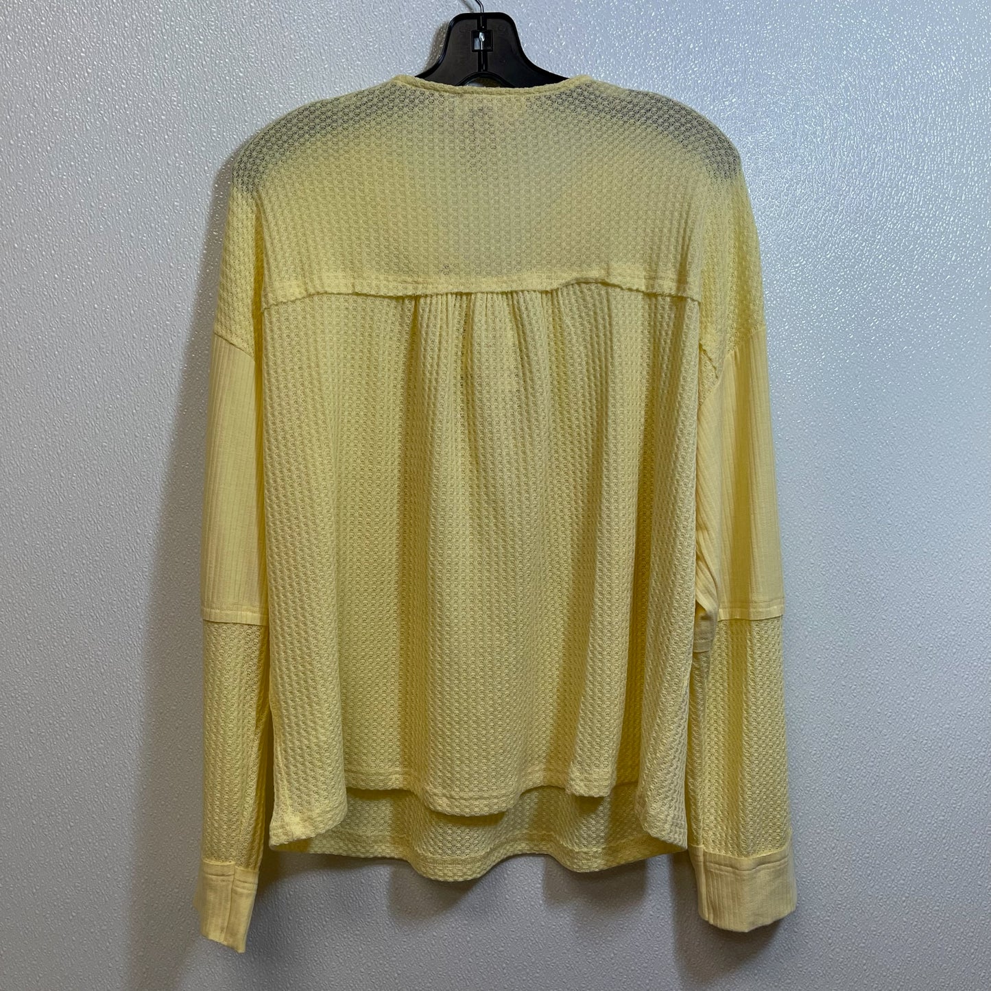 Top Long Sleeve By Listicle In Yellow, Size: M