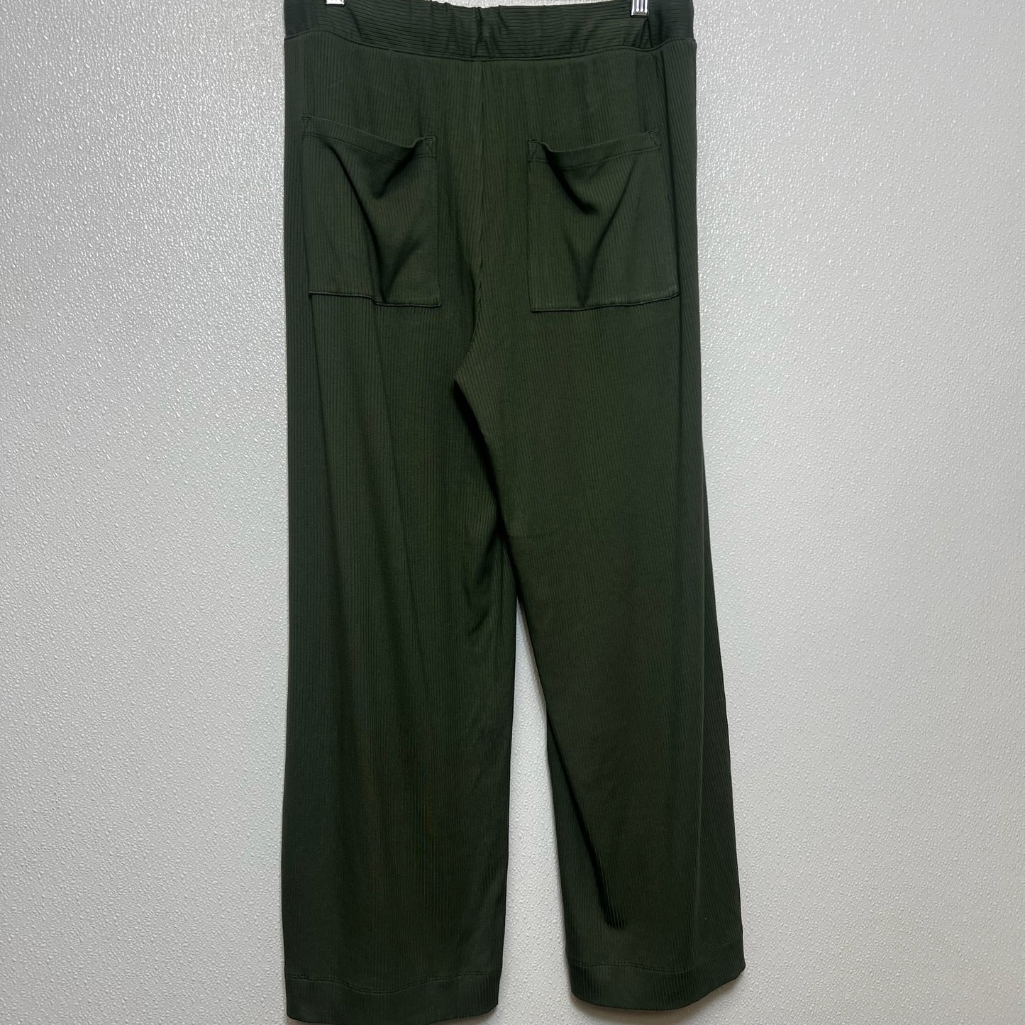 Pants Ankle By Lou And Grey In Olive, Size: M