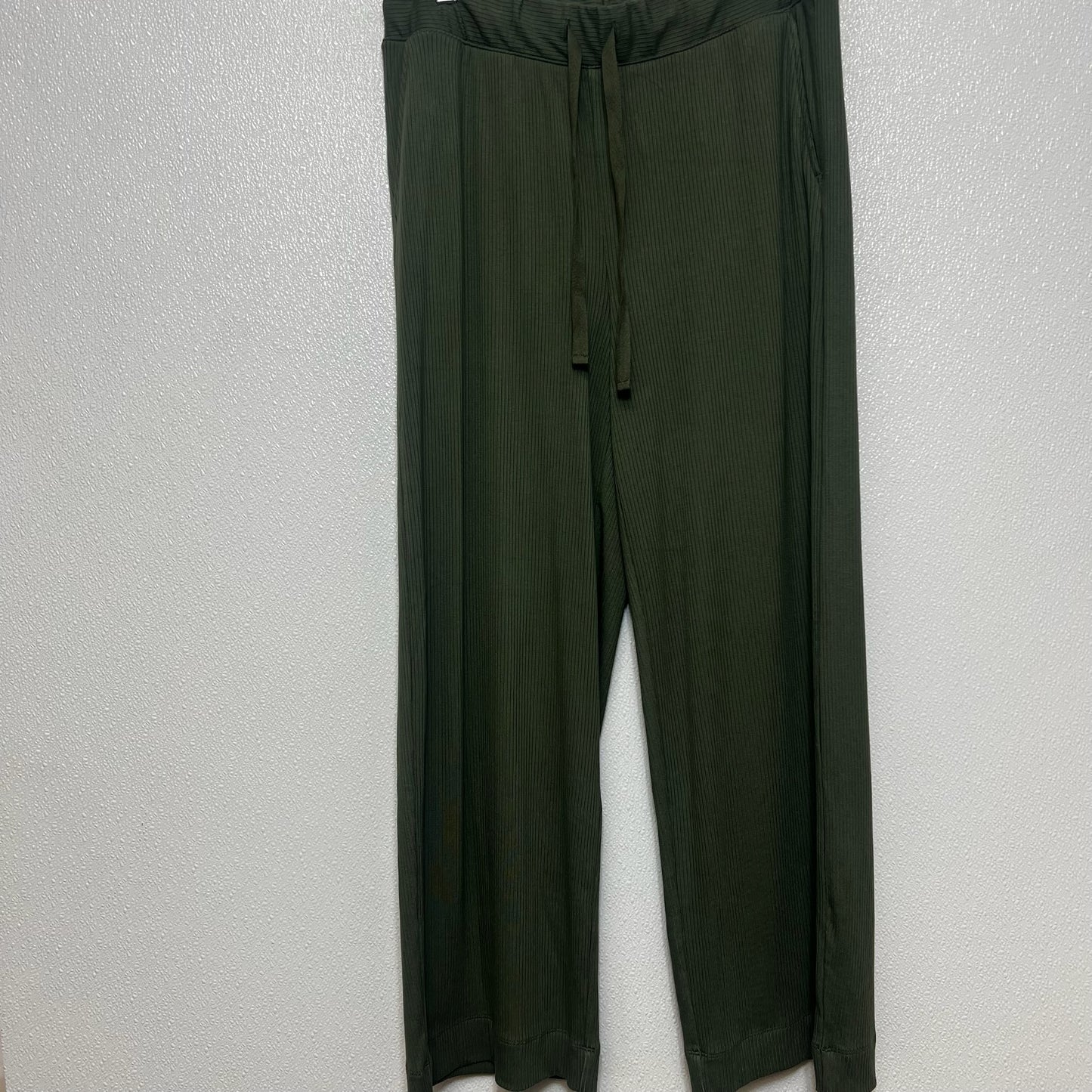 Pants Ankle By Lou And Grey In Olive, Size: M