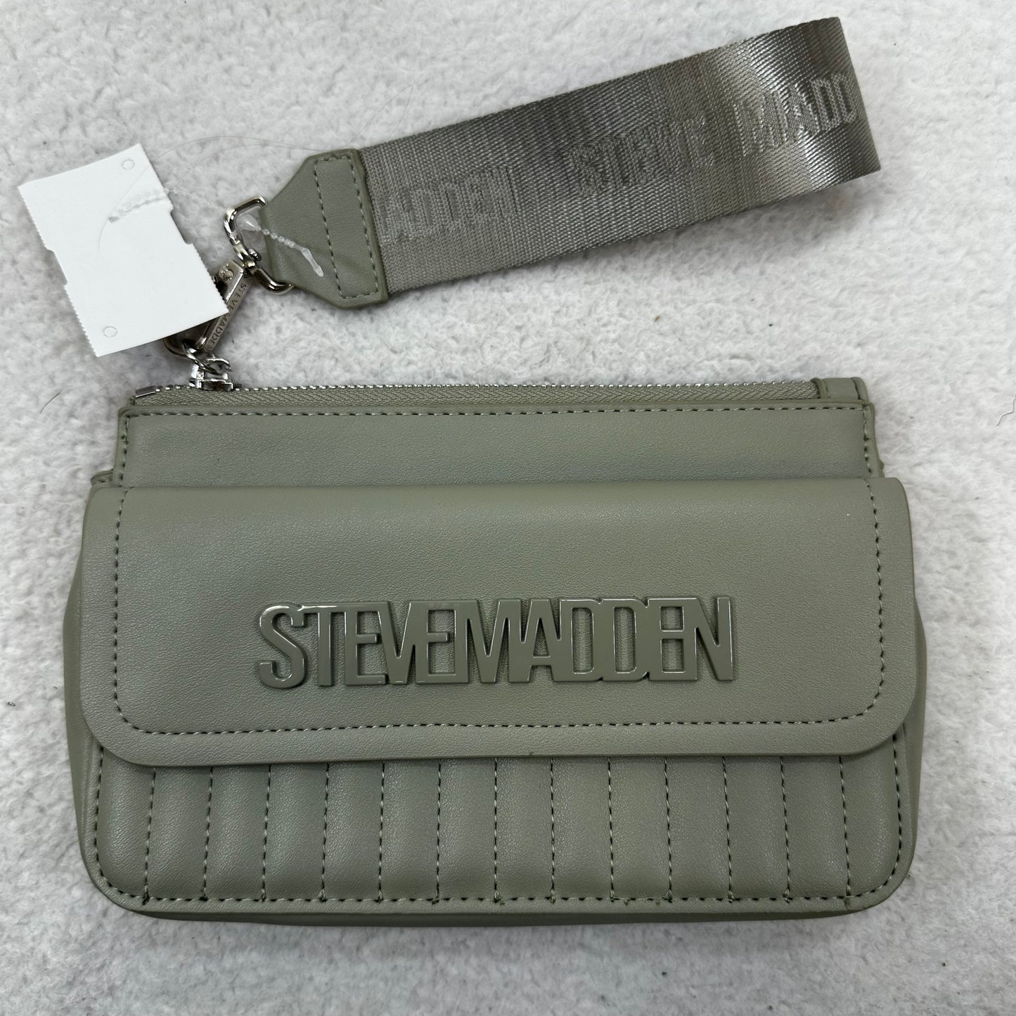 Wristlet Steve Madden, Size Medium