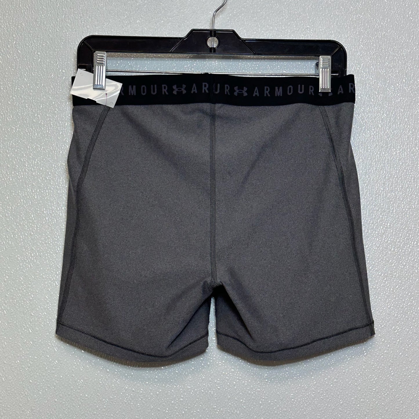 Athletic Shorts Under Armour, Size L