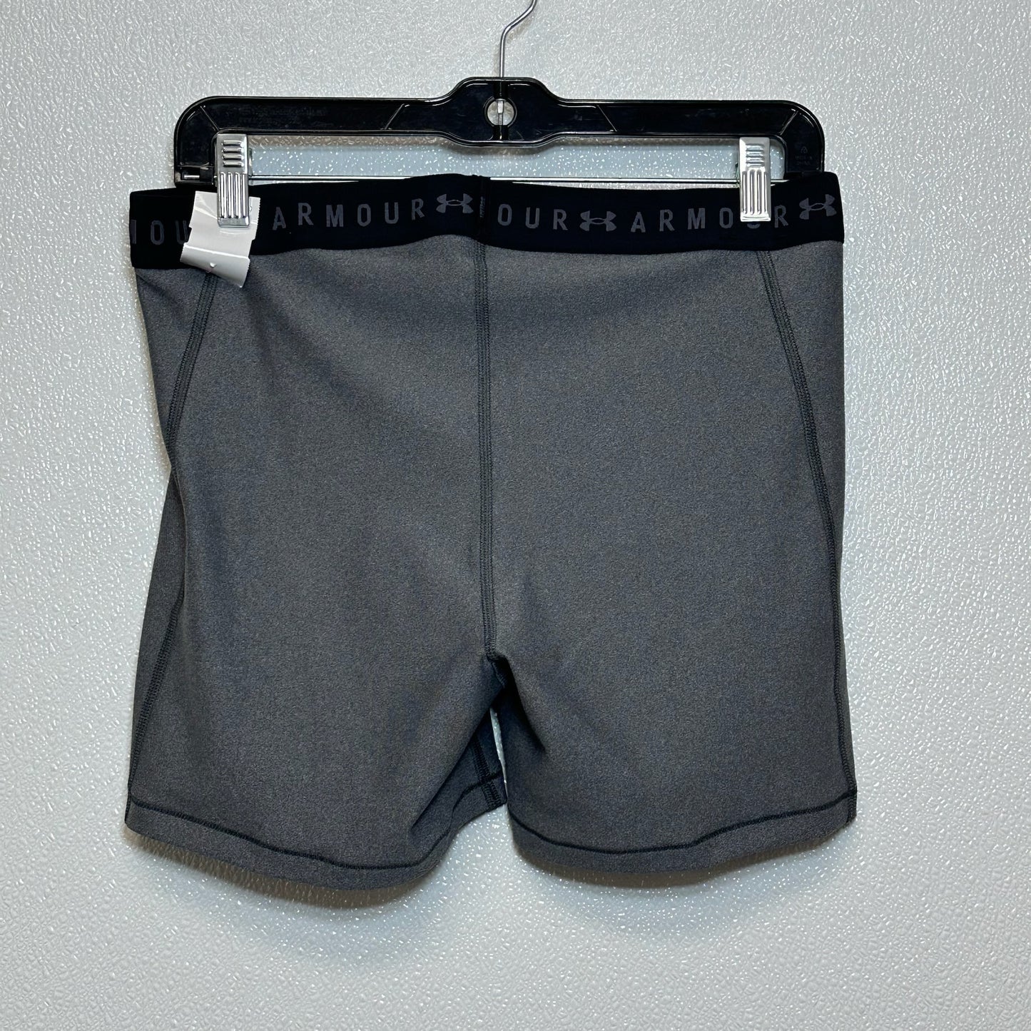 Athletic Shorts Under Armour, Size Xl