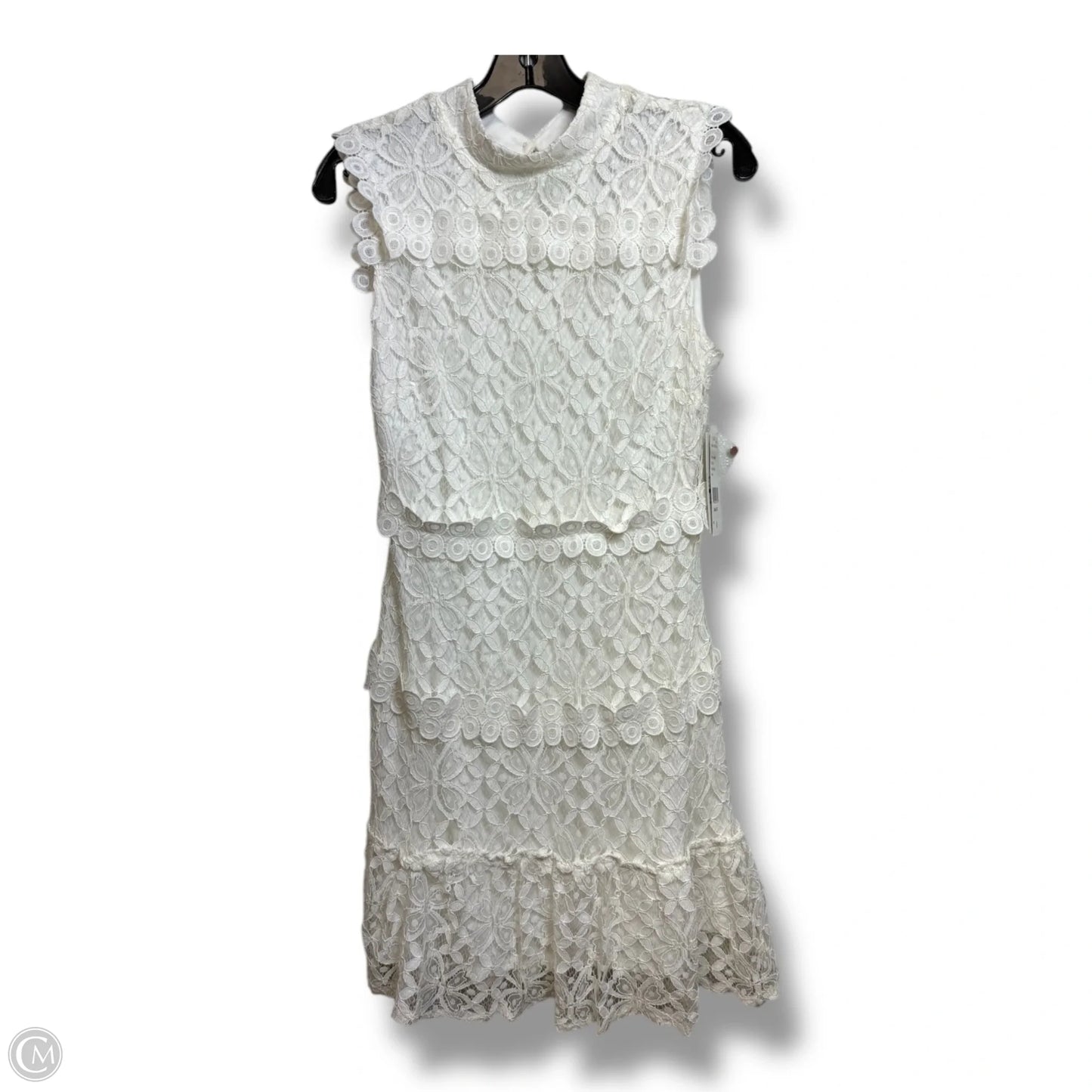 Dress Casual Short By Clothes Mentor In White, Size: 6