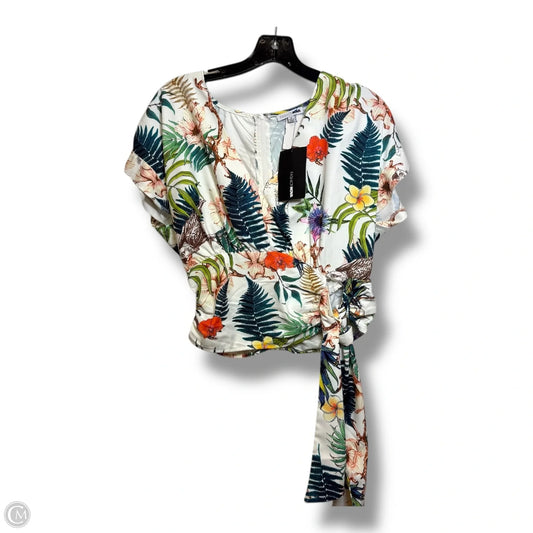 Top Short Sleeve By Fashion Nova In Floral Print, Size: M