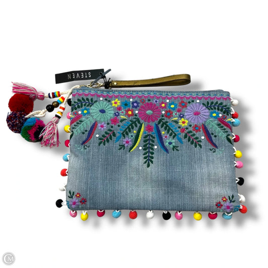 Wristlet By Clothes Mentor, Size: Small
