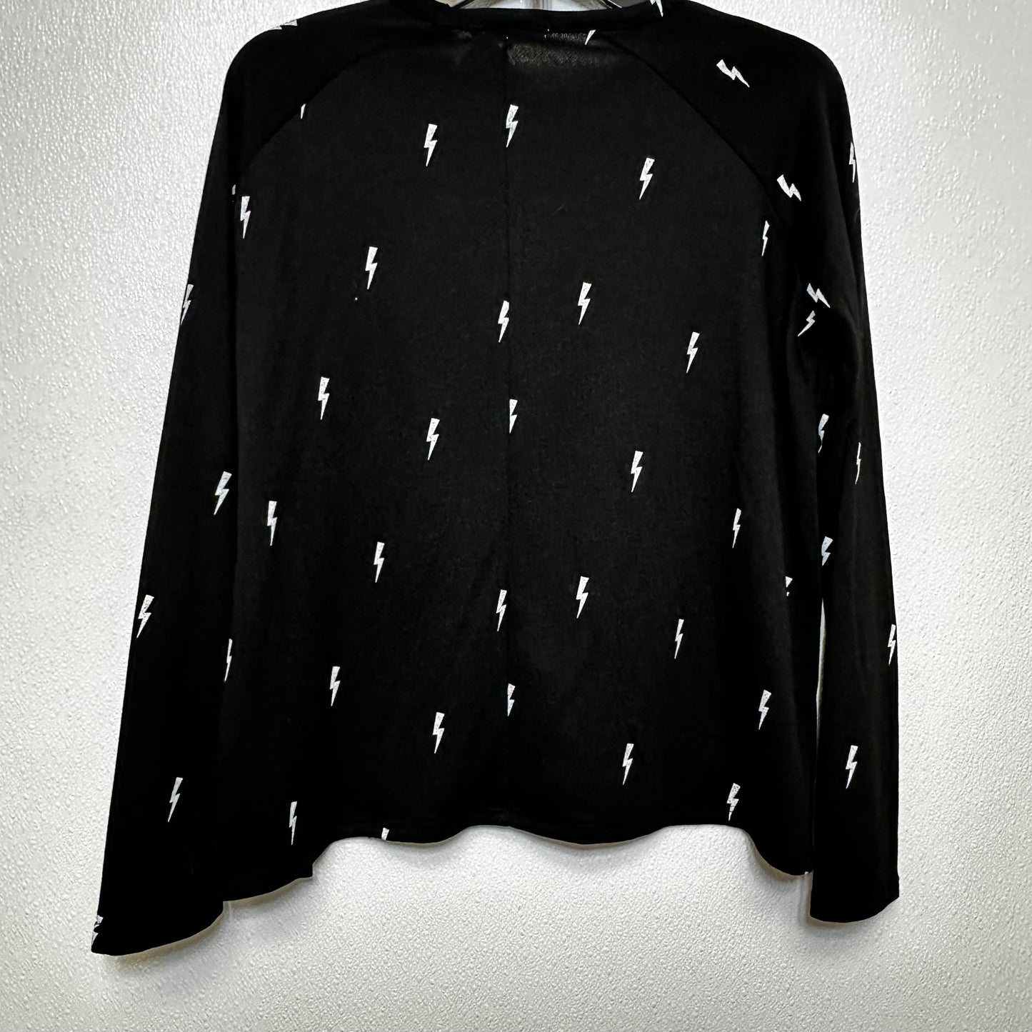 Top Long Sleeve By Clothes Mentor  Size: M