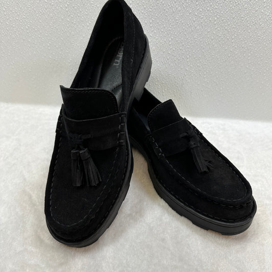 Shoes Flats Oxfords & Loafers By Born  Size: 10