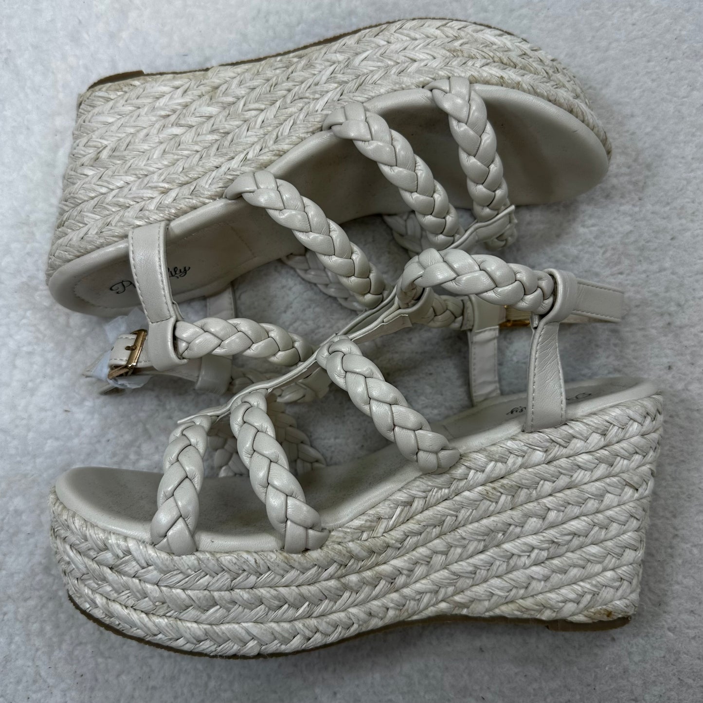 Sandals Heels Wedge By Pink Lily In Cream, Size: 10