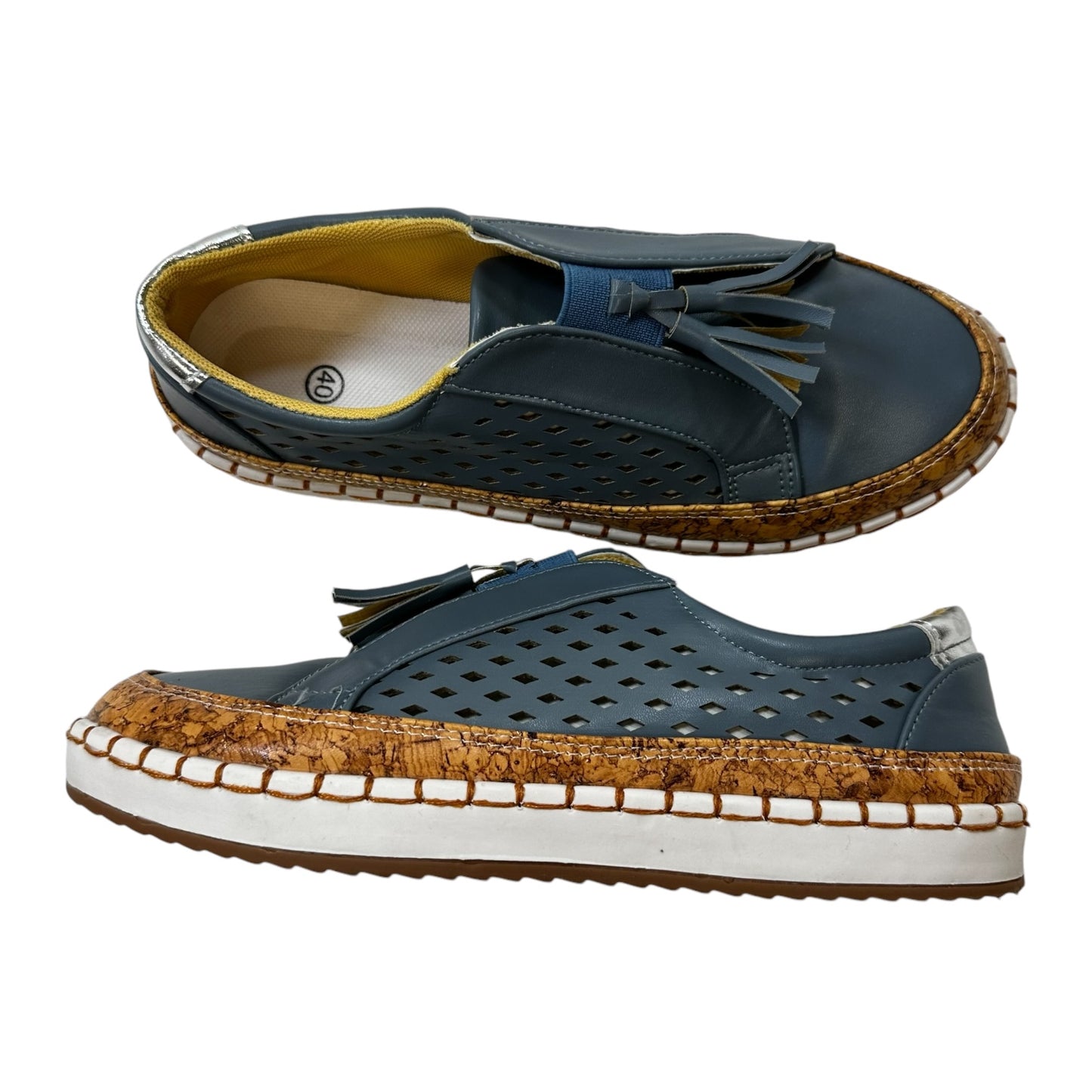 Shoes Flats By Clothes Mentor In Blue, Size: 40