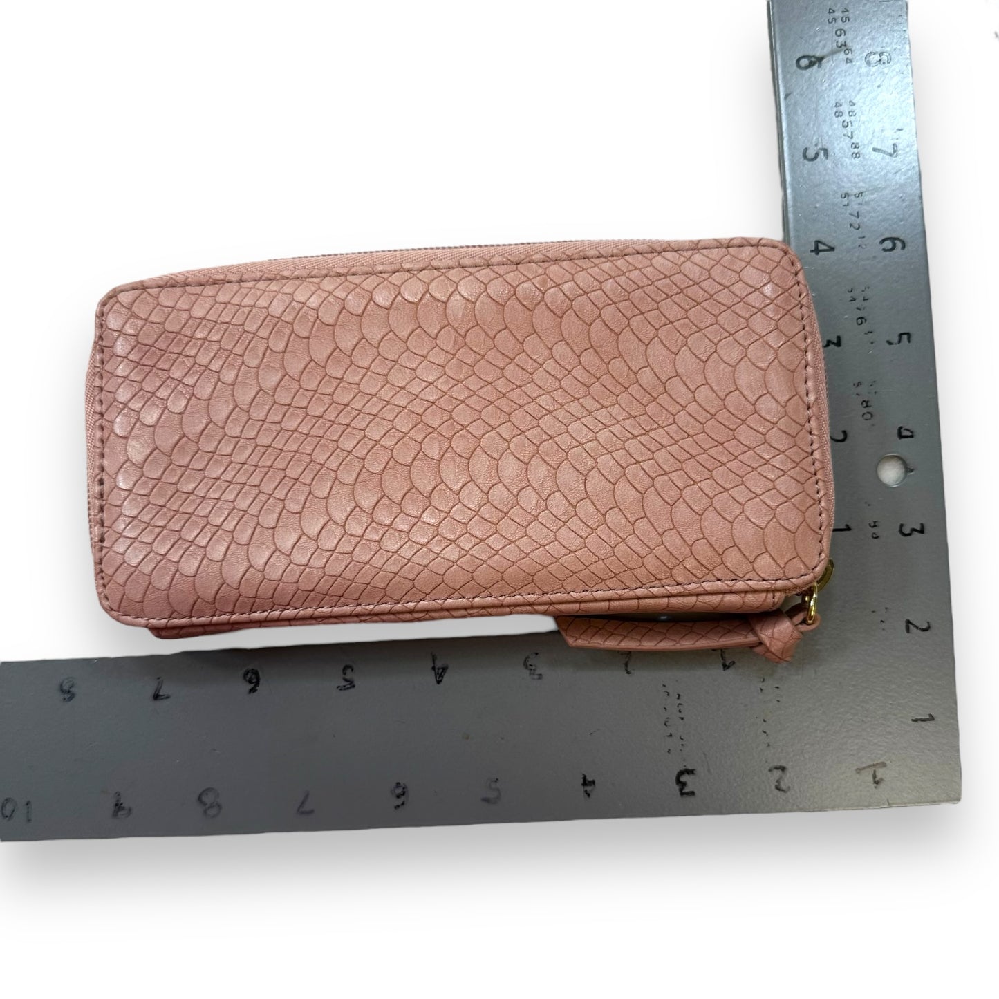 Wallet By Clothes Mentor, Size: Medium