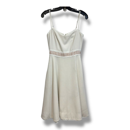 Dress Casual Short By Dress The Population  Size: Xs