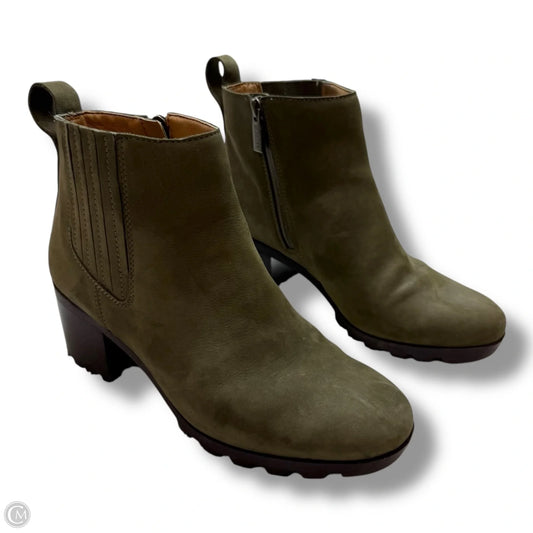 Boots Ankle Flats By Vionic In Green, Size: 7.5