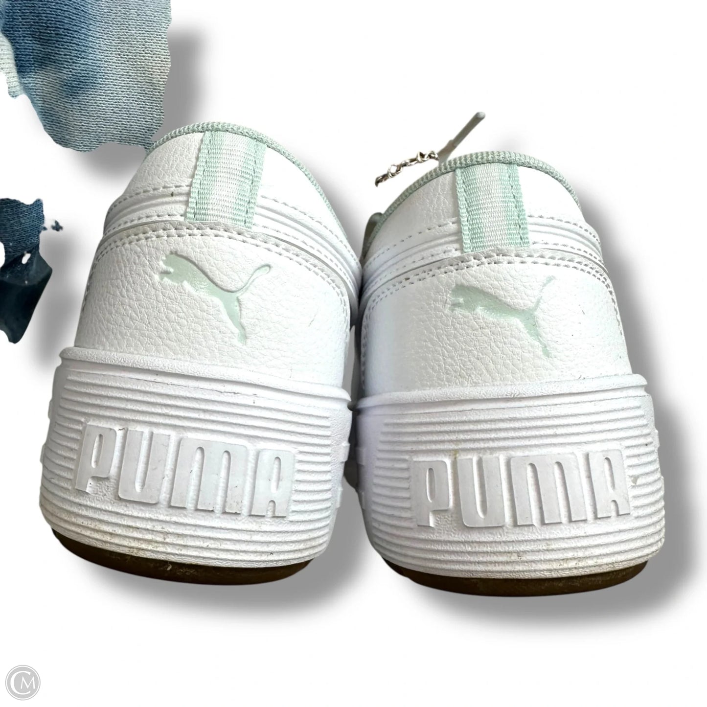 Shoes Sneakers By Puma In White, Size: 7