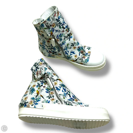 Shoes Sneakers By Johnny Was In Multi-colored, Size: 7