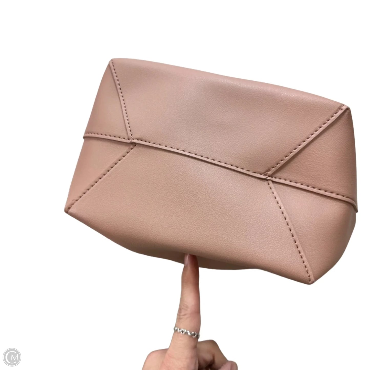 Crossbody By Clothes Mentor, Size: Medium