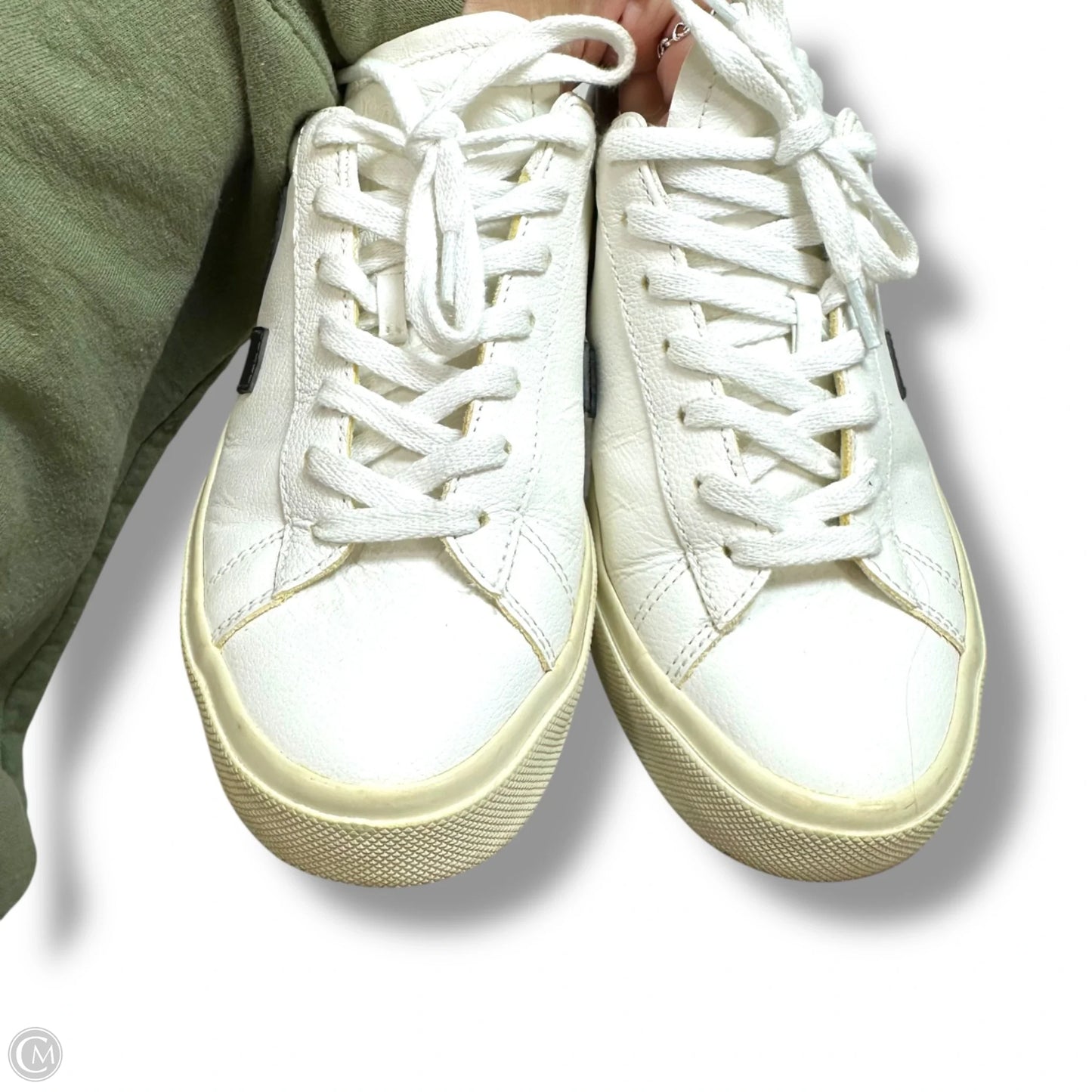 Shoes Sneakers By Veja In White, Size: 8