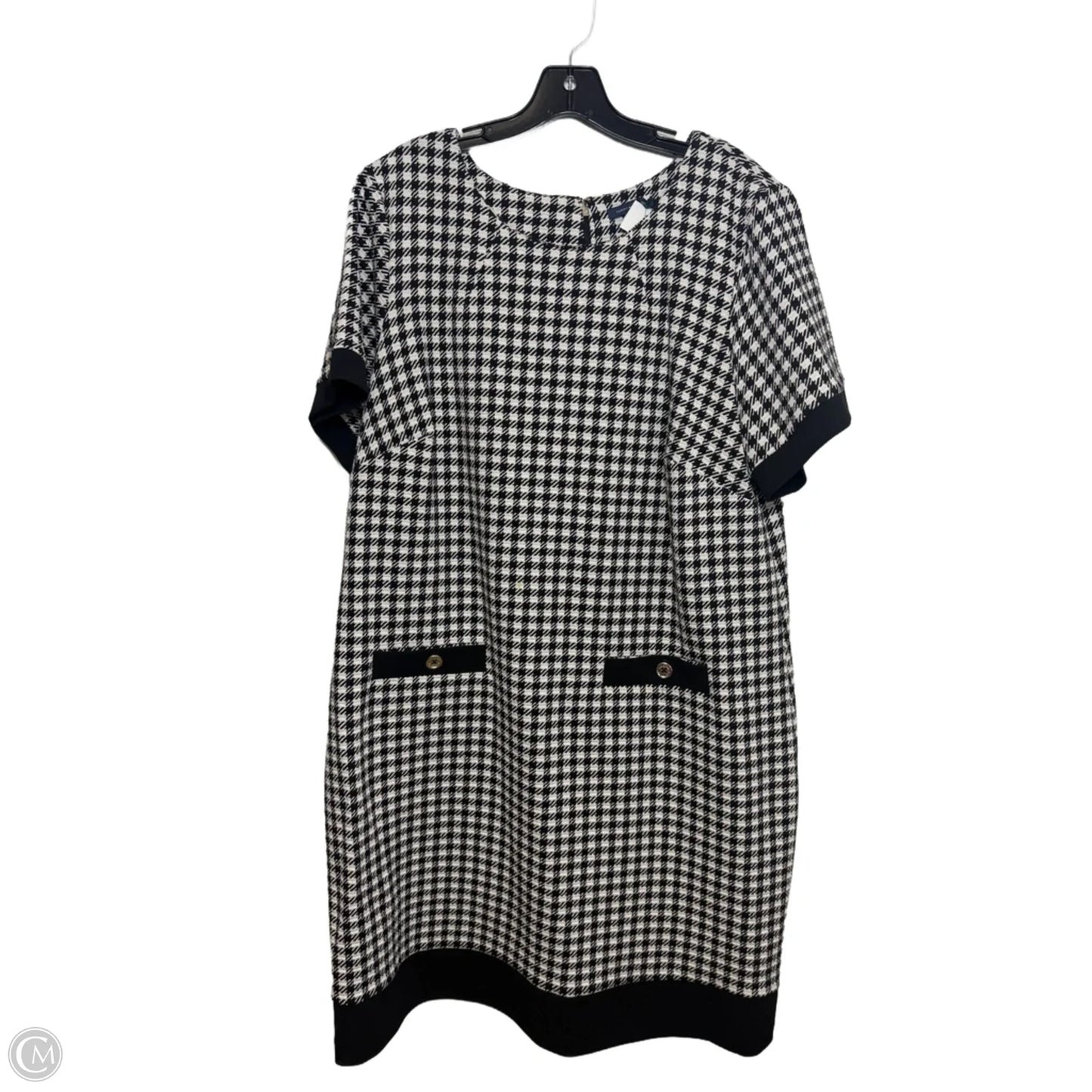 Dress Casual Short By Tommy Hilfiger In Black & White, Size: 18