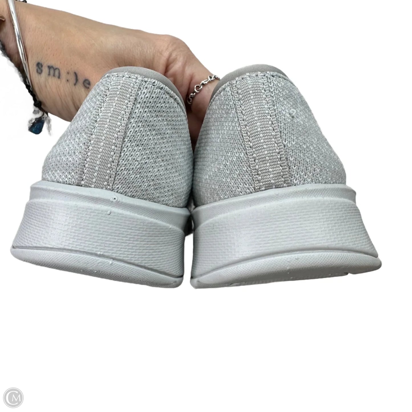 Shoes Sneakers By Bzees In Grey, Size: 8.5