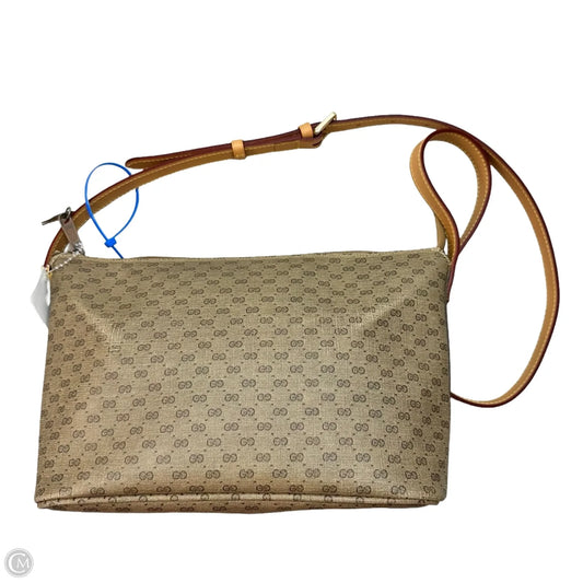 Crossbody Luxury Designer By Gucci, Size: Small
