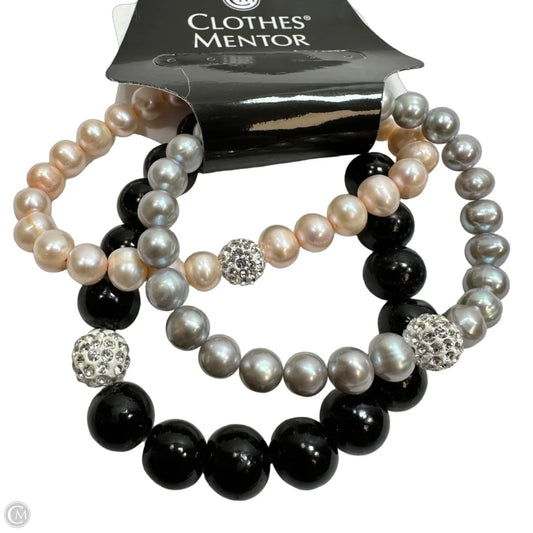 Bracelet Set By Clothes Mentor, Size: 03 Piece Set