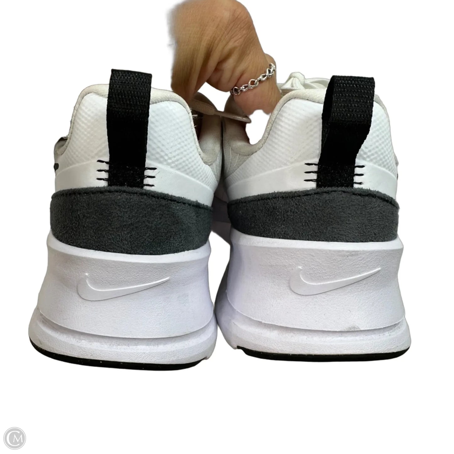 Shoes Athletic By Nike In White, Size: 9.5