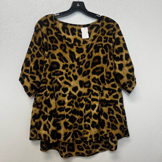 Top Short Sleeve By Shein In Animal Print, Size: Xl