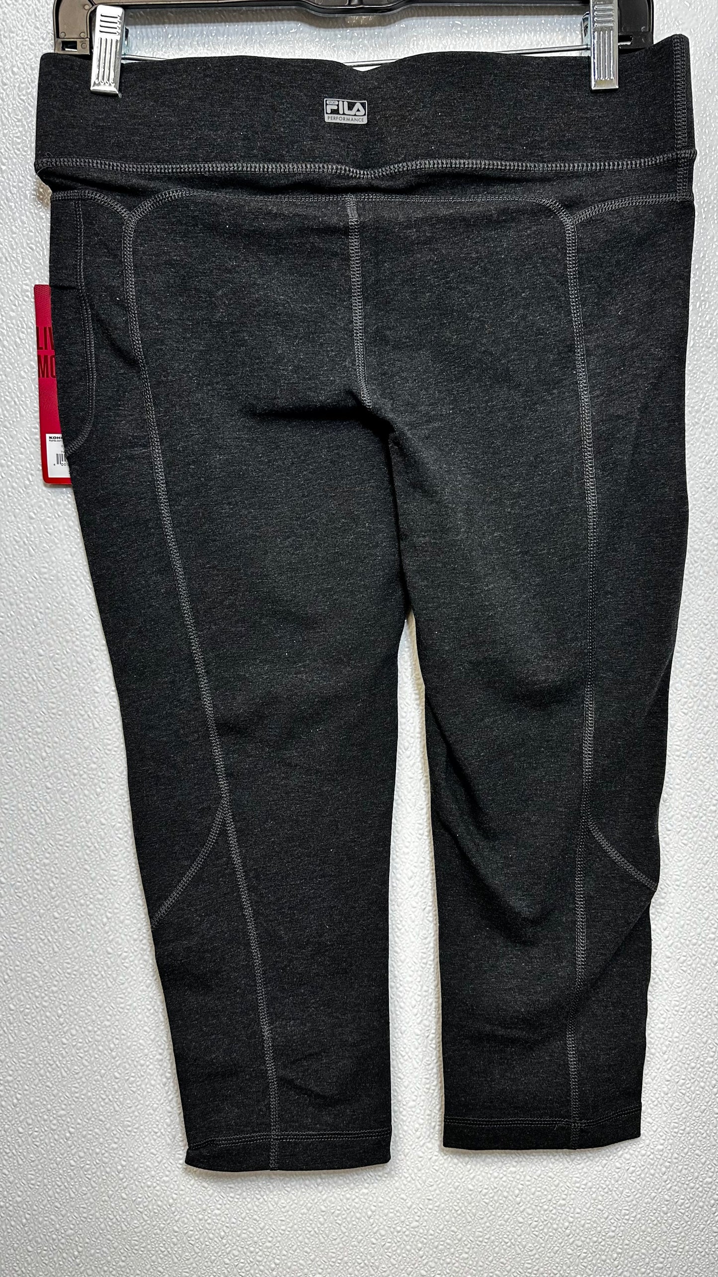 Athletic Capris Fila, Size S