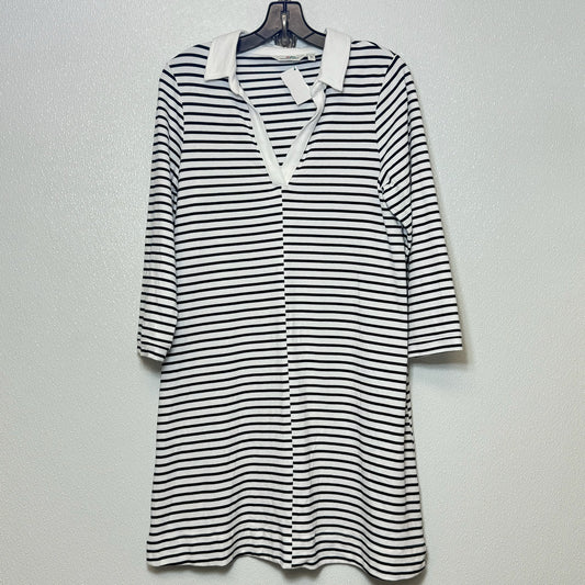 Dress Casual Short By Vineyard Vines  Size: M