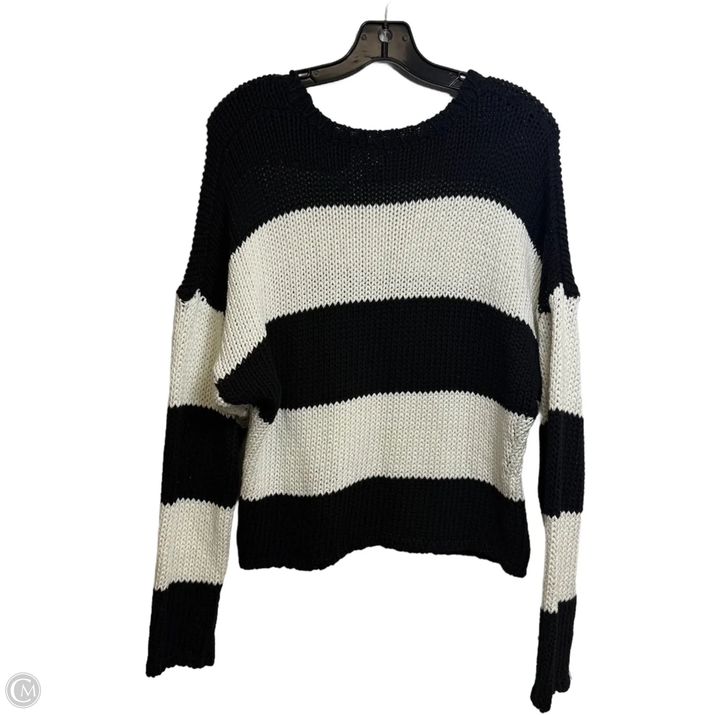 Sweater By Clothes Mentor In Black & White, Size: S
