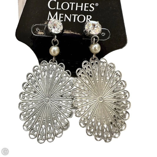 Earrings Dangle/drop By Clothes Mentor