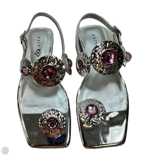 Sandals Flats By Katy Perry In Silver, Size: 5.5