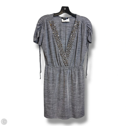 Dress Casual Short By Clothes Mentor In Grey, Size: M