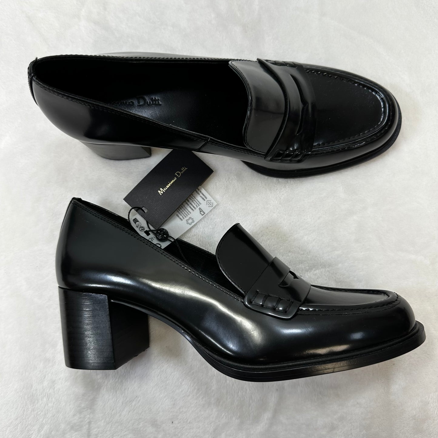 Shoes Flats Oxfords & Loafers By Massimo Dutti In Black, Size: 9