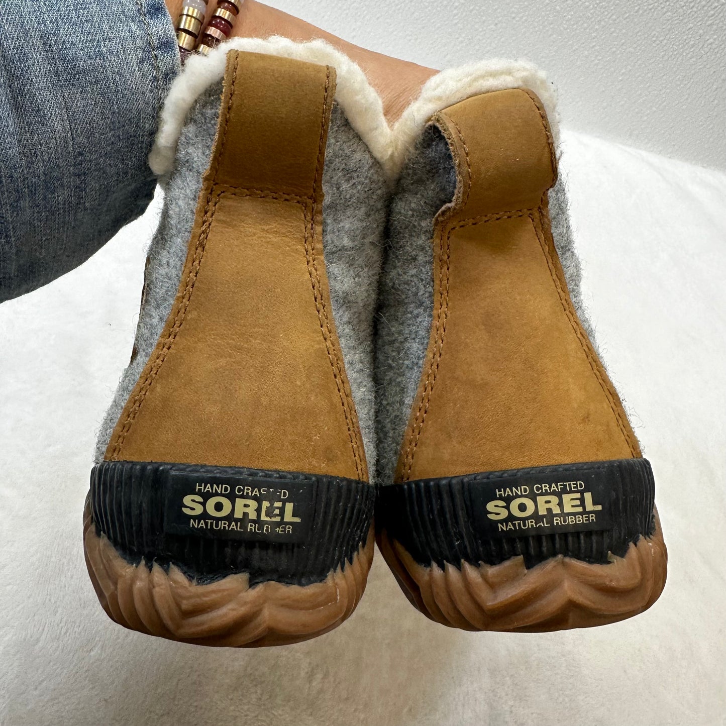 Boots Ankle Flats By Sorel In Brown, Size: 10