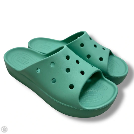 Sandals Flats By Crocs In Blue, Size: 8