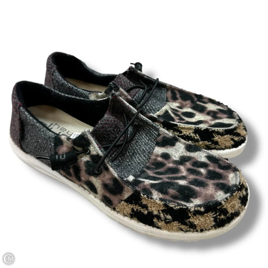 Shoes Sneakers By Hey Dude In Animal Print, Size: 10