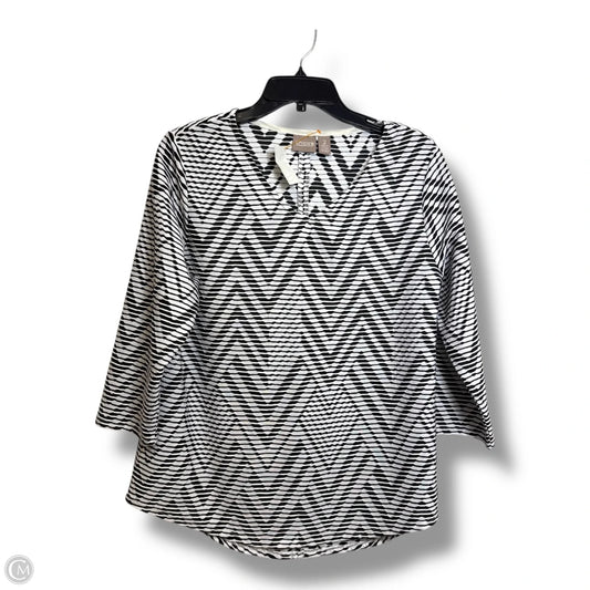 Top Long Sleeve Basic By Chicos In Black & White, Size: L