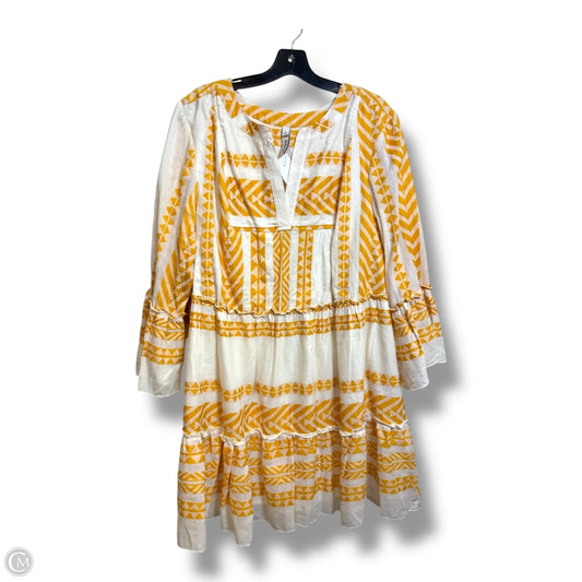 Dress Casual Short By Clothes Mentor In White & Yellow, Size: 2x