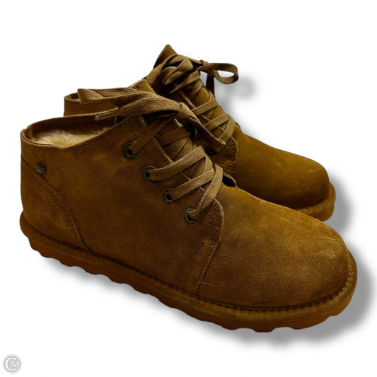 Boots Ankle Flats By Bearpaw In Brown, Size: 9