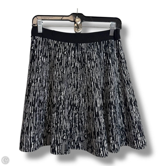 Skirt Mini & Short By Romeo And Juliet In Animal Print, Size: M