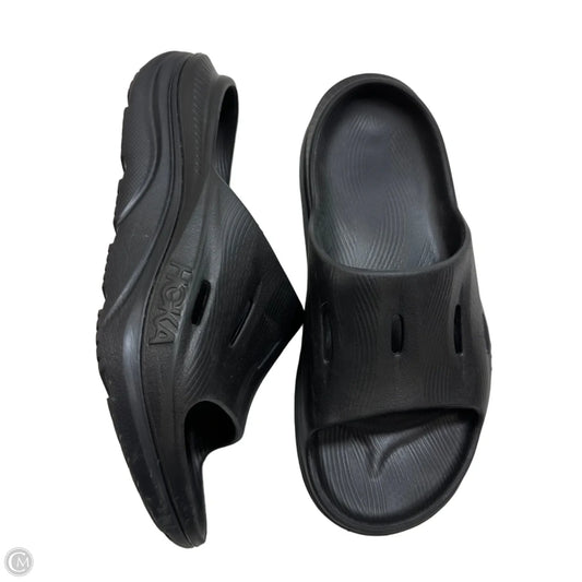 Sandals Flats By Hoka In Black, Size: 8
